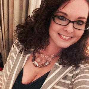 Meet your Posher, Joy